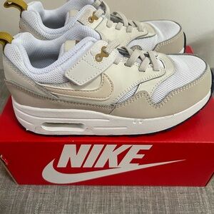 Nike Preschool Boys Tan and White Sneakers